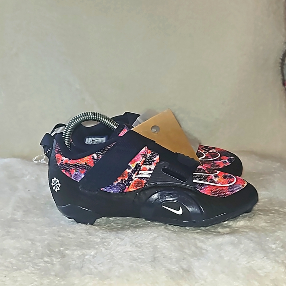 Nike Women's Multicolor Sneakers